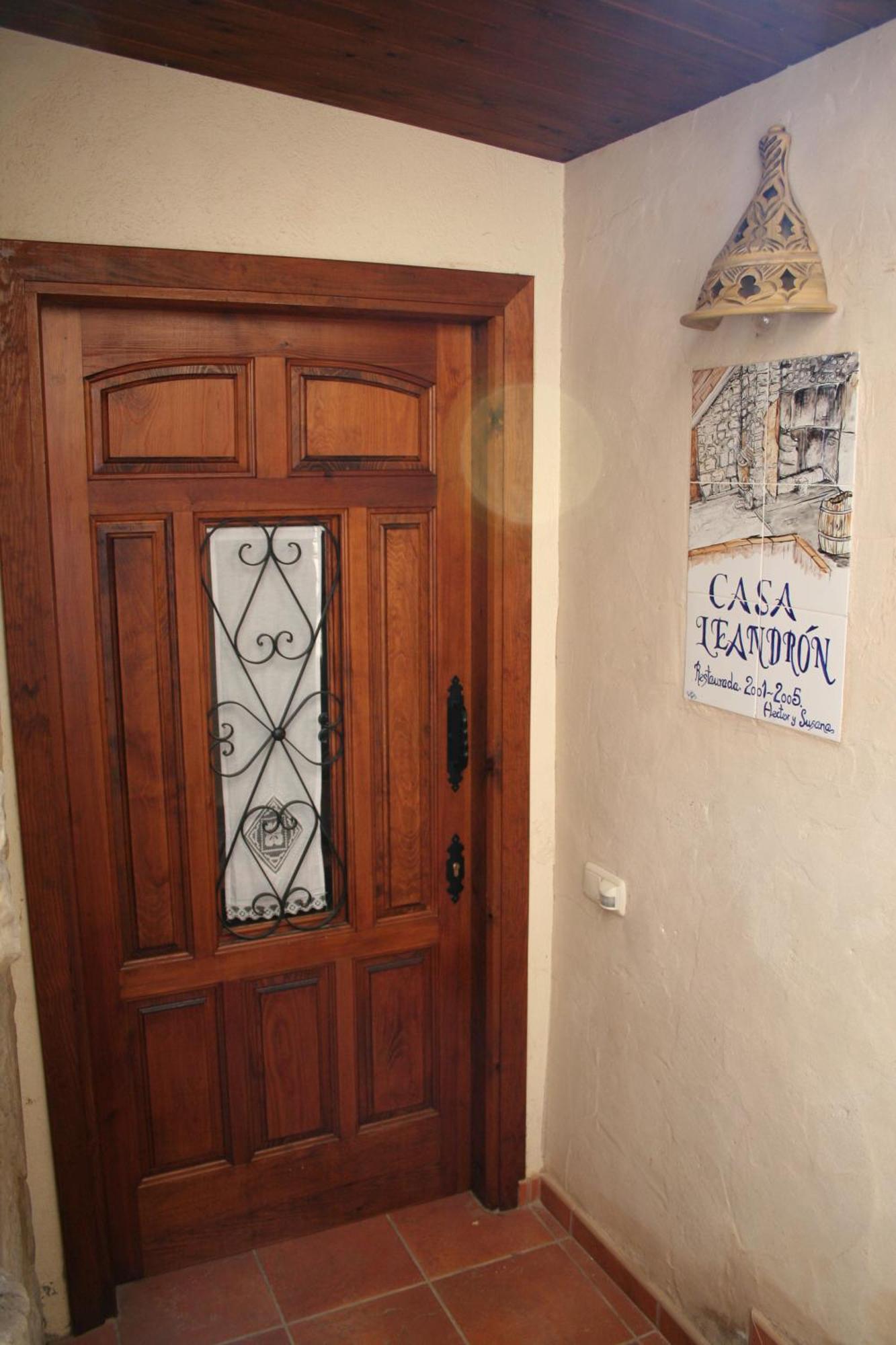 Casa Leandron Guest House Murillo de Gállego Room photo